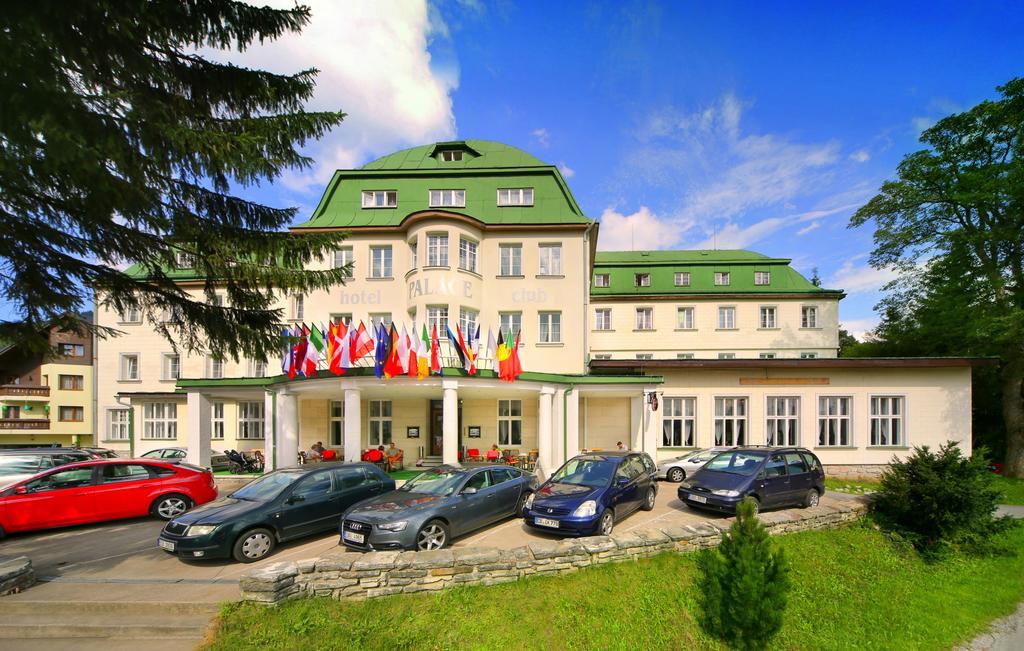 Palace Club Spindleruv Mlyn Exterior photo